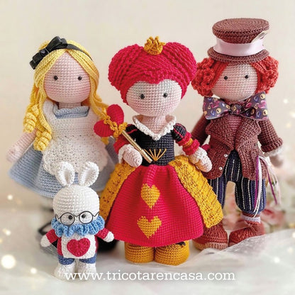 Revista Amigurumis de Cuento Alicia en el Pais de las Maravillas